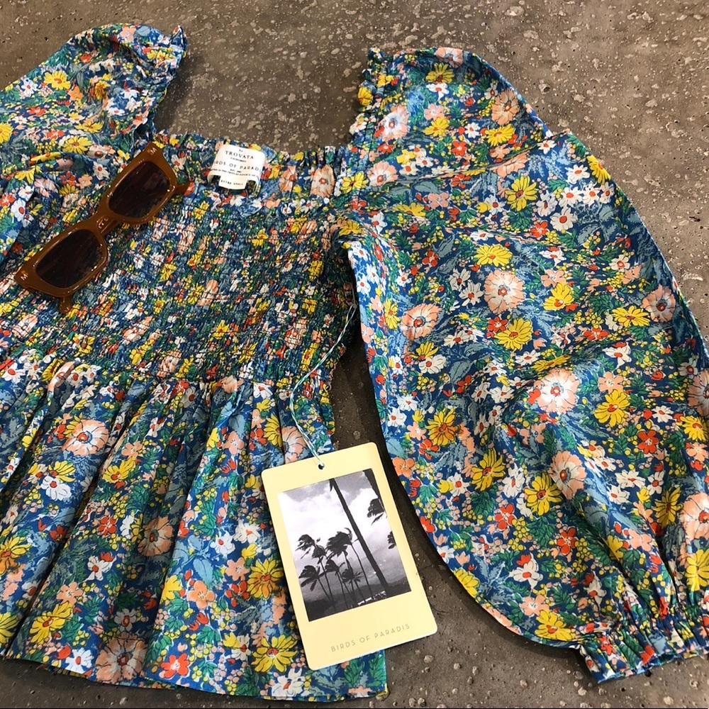 Trovata Alize Smocked Peasant Floral Blouse Summer Fields Print Anthropologie